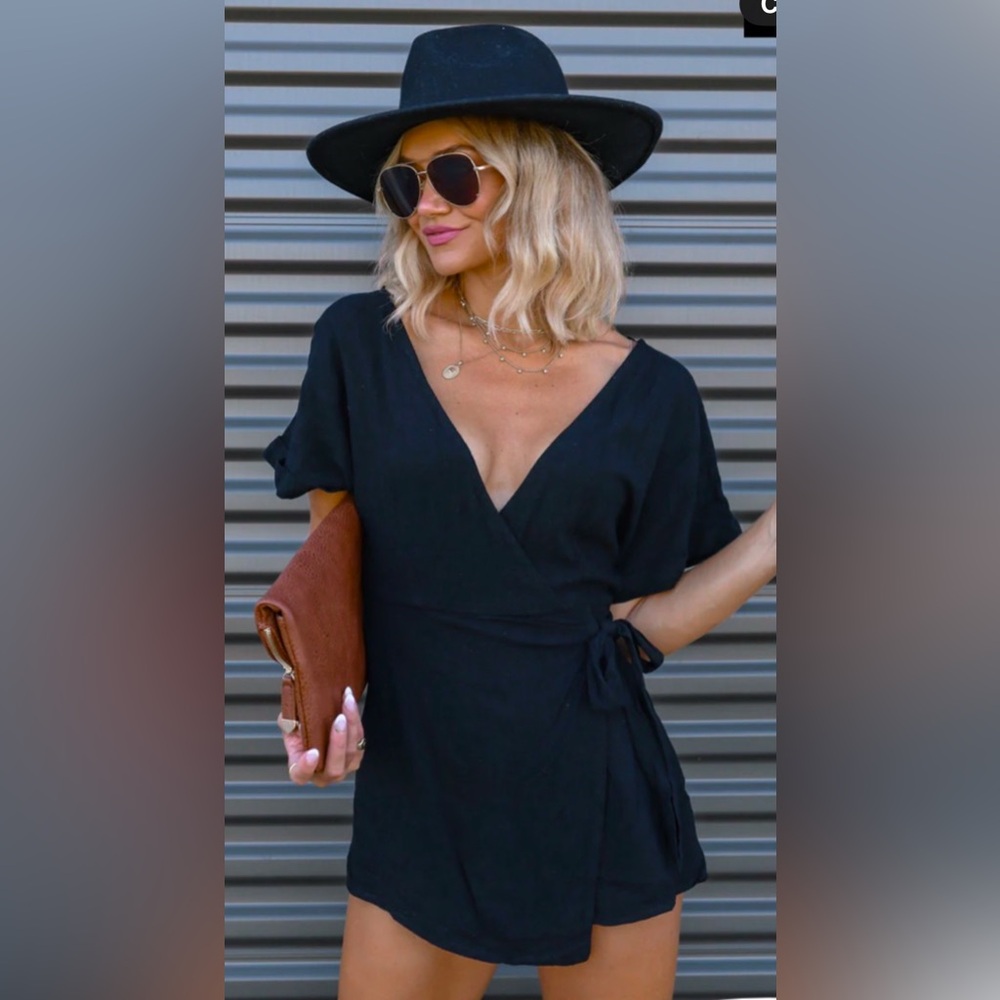 Black Linen Blend Surplice Romper | Small